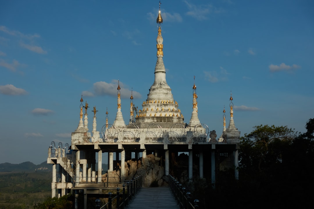 Vue de Mohnyin