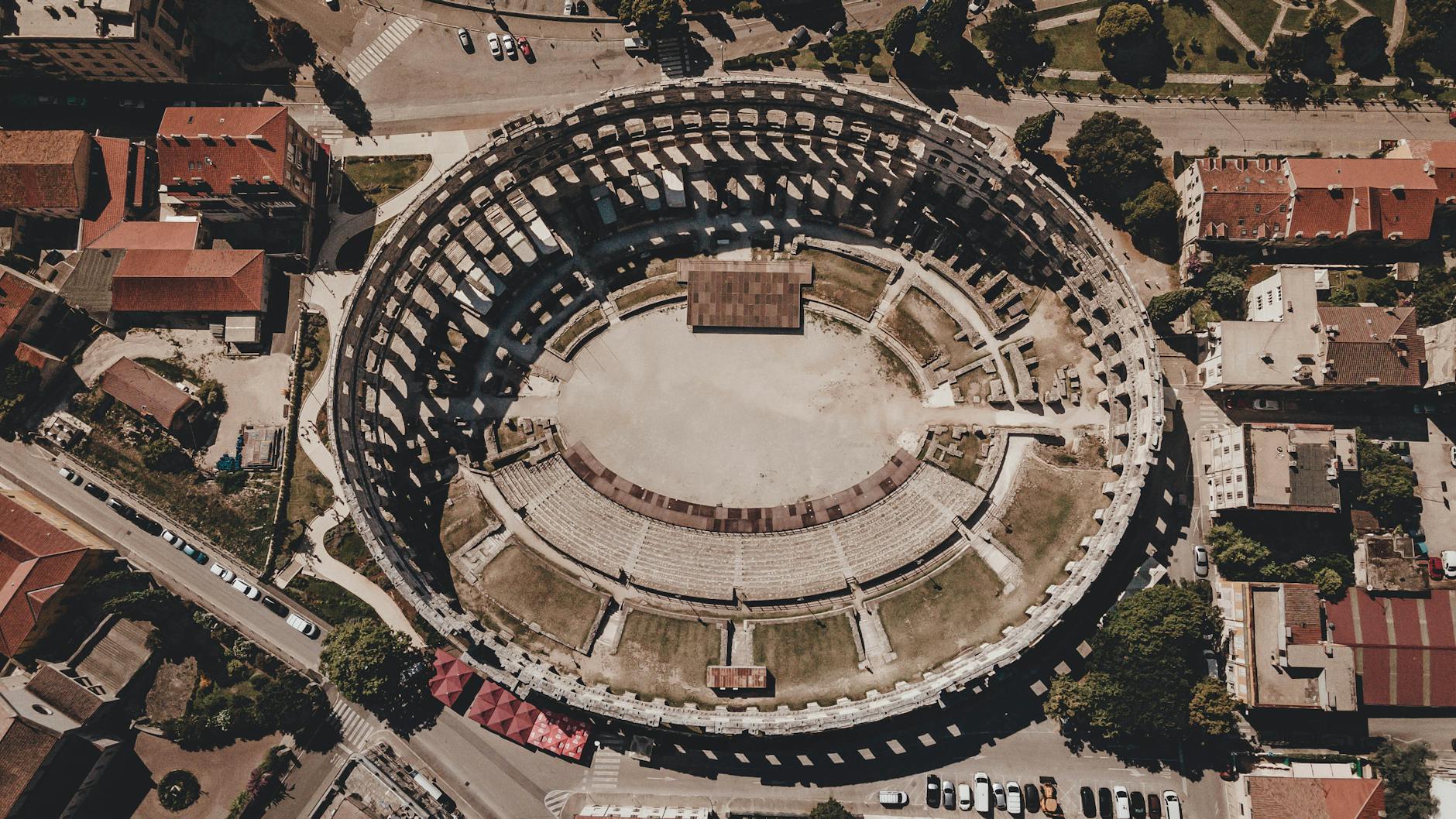 Vue de Pula