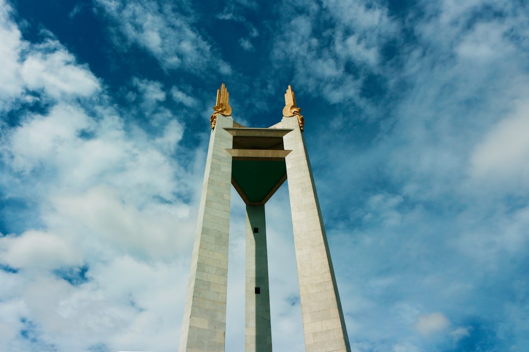 Vue de Silay